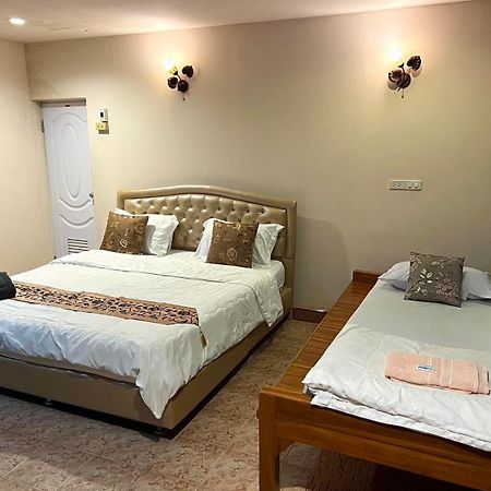 פרה נאקון סי איוטאיה Binlar Guesthouse מראה חיצוני תמונה